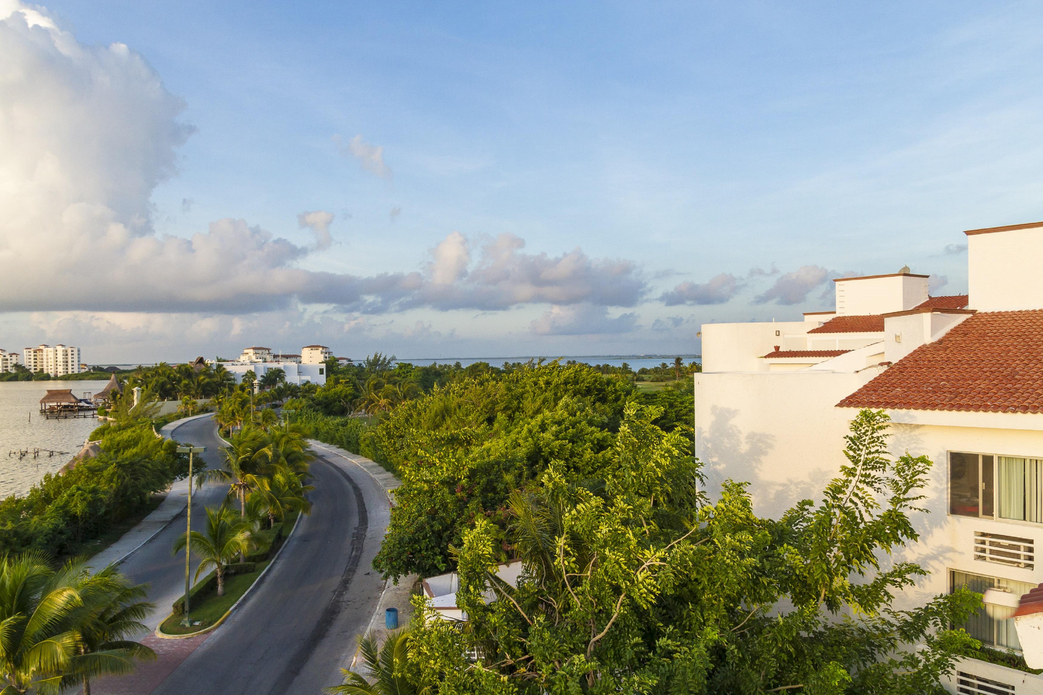 Las Gaviotas Hotel & Suites Cancún Exteriör bild