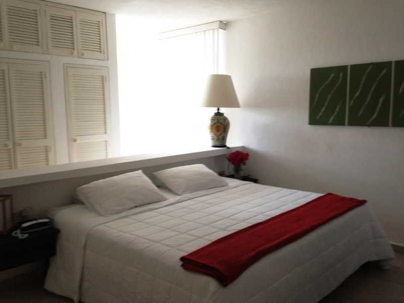 Las Gaviotas Hotel & Suites Cancún Exteriör bild