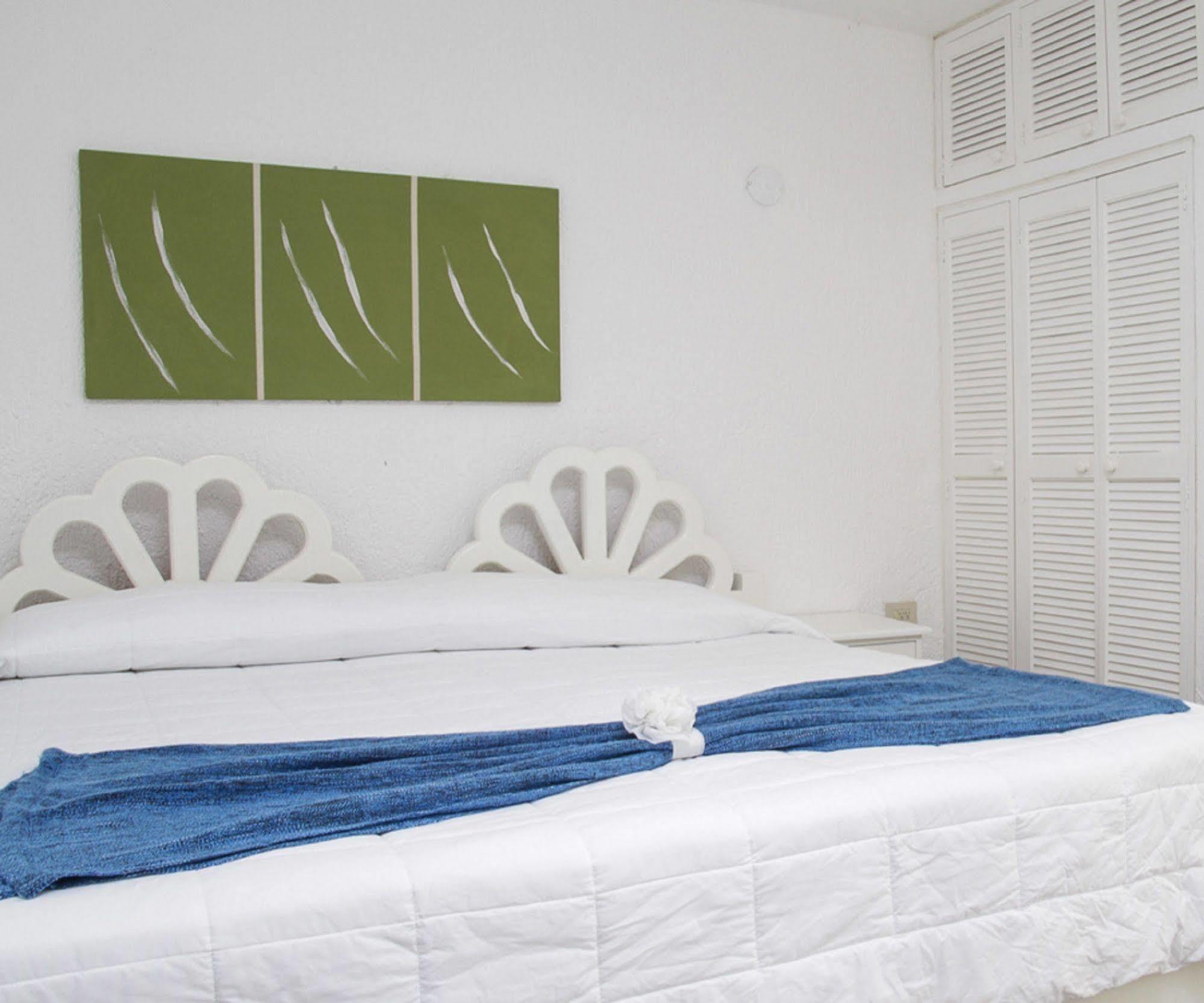 Las Gaviotas Hotel & Suites Cancún Exteriör bild